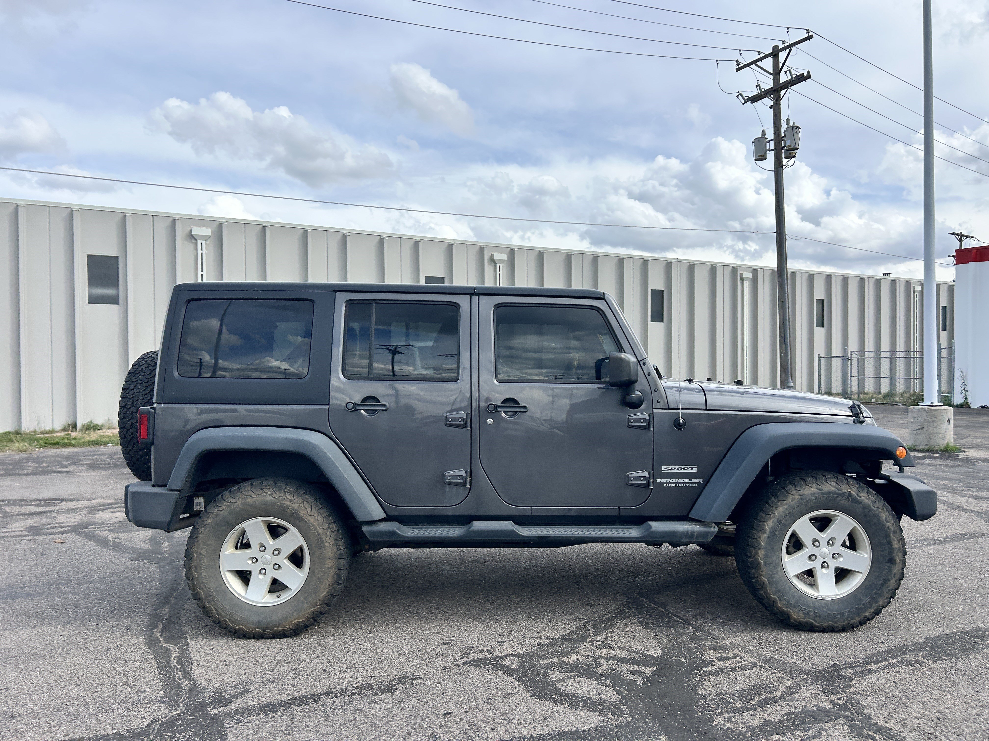 Used 2014 Jeep Wrangler Unlimited Sport w/ Quick Order Package 24S AWD/4WD image 6