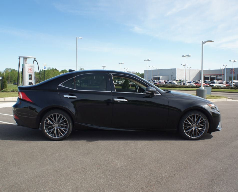 Used 2015 Lexus IS 250 w/ Navigation System Package RWD image 23