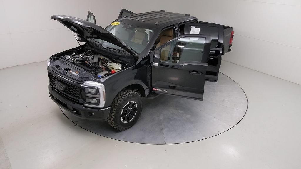 Certified 2026 Ford F350 Lariat w/ Tremor Off-Road Package AWD/4WD image 59