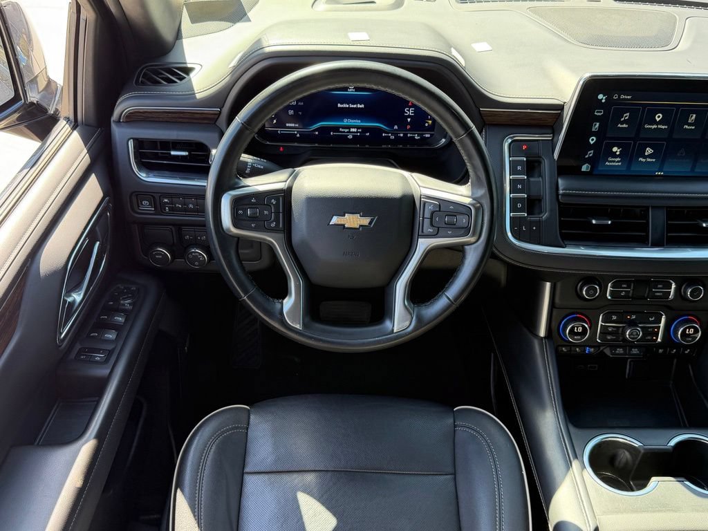 Used 2023 Chevrolet Suburban Premier RWD image 10