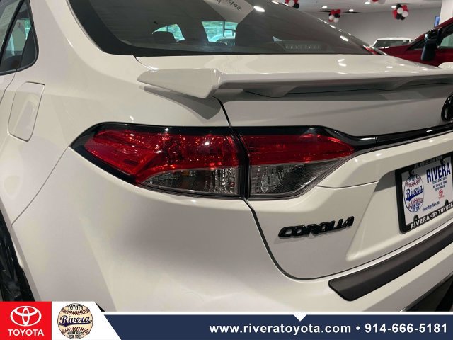 Used 2024 Toyota Corolla SE w/ SE Premium Package FWD image 12