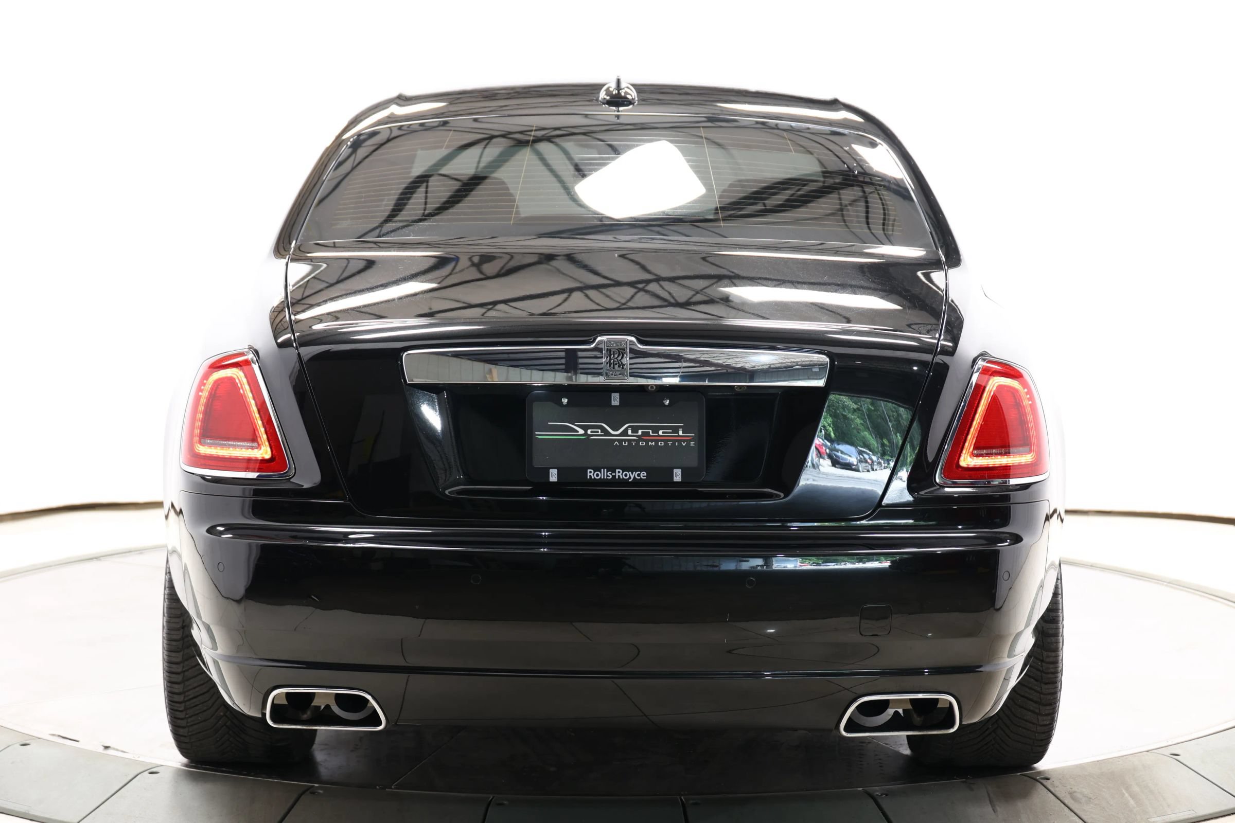 Used 2013 Rolls-Royce Ghost RWD image 85