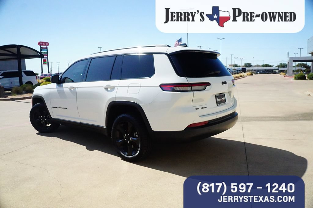 Used 2023 Jeep Grand Cherokee L Laredo AWD/4WD image 2