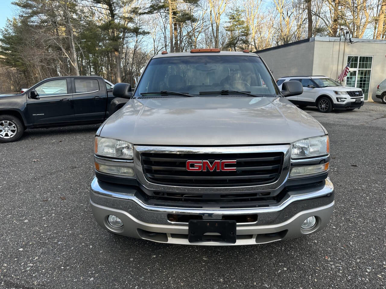 Used 2007 GMC Sierra 2500 SLE w/ Snow Plow Prep Package image 9