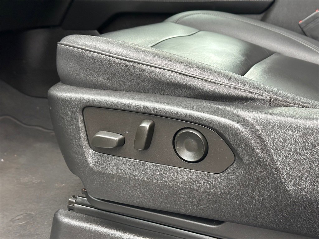 Used 2023 Chevrolet Tahoe LT image 25