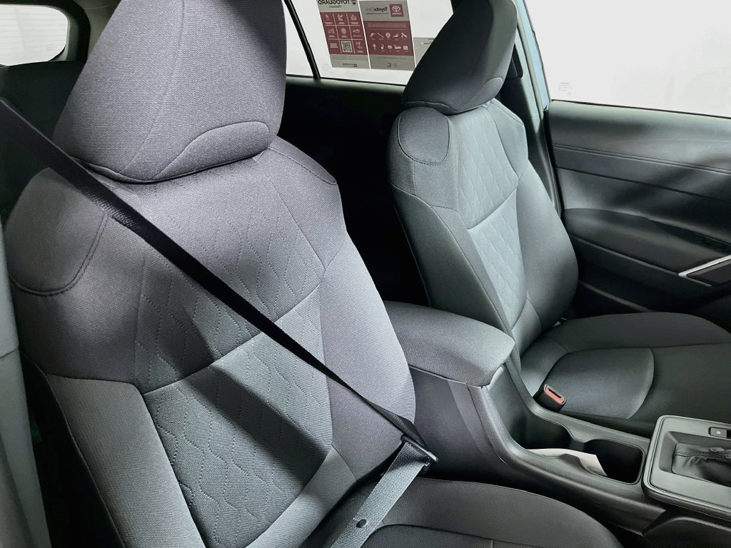 New 2026 Toyota Corolla Cross LE FWD image 29