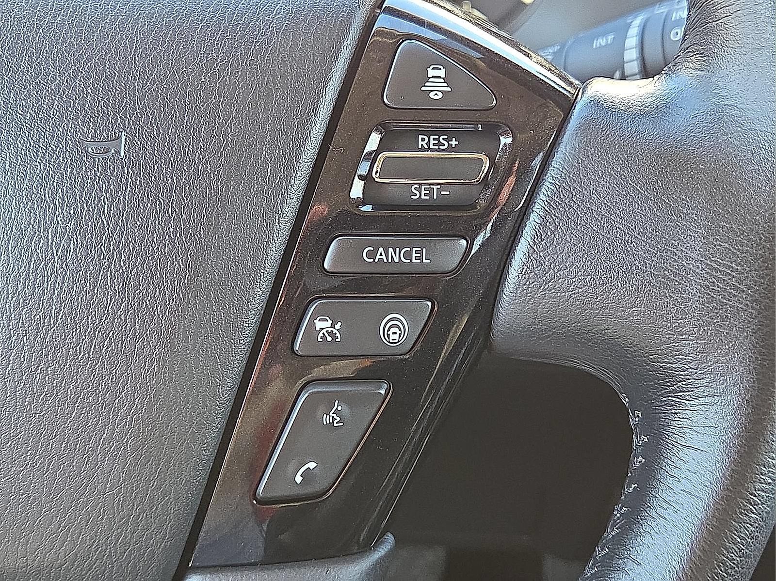 Used 2024 Nissan Armada SL w/ Captain's Chairs Package AWD/4WD image 22