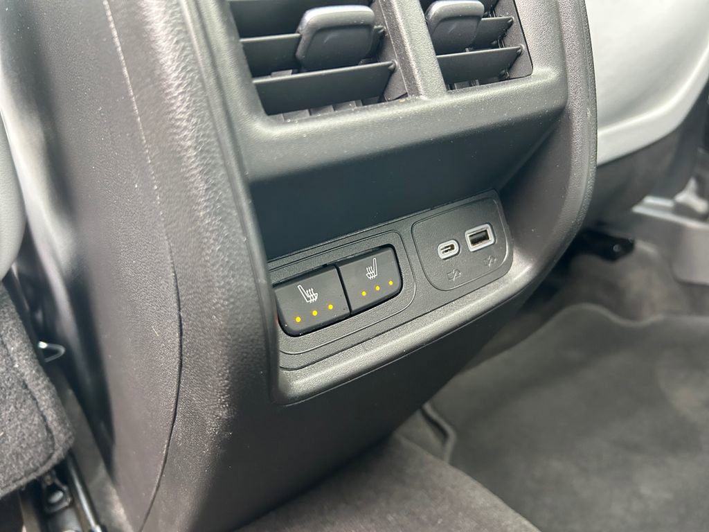 Used 2024 Cadillac XT4 Sport image 35