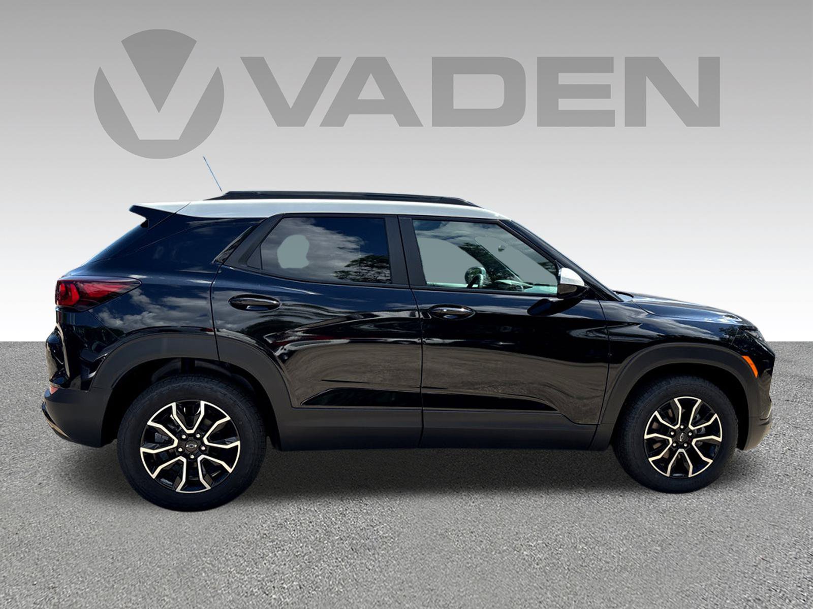 New 2025 Chevrolet TrailBlazer ACTIV w/ Convenience Package FWD image 30