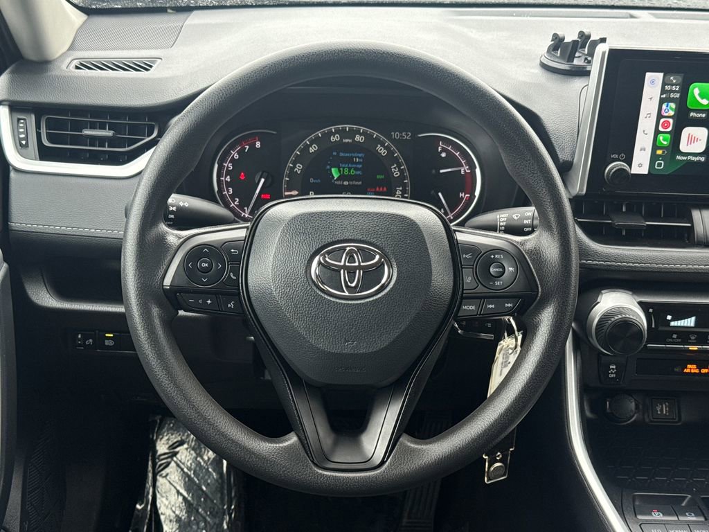 Used 2024 Toyota RAV4 LE image 12
