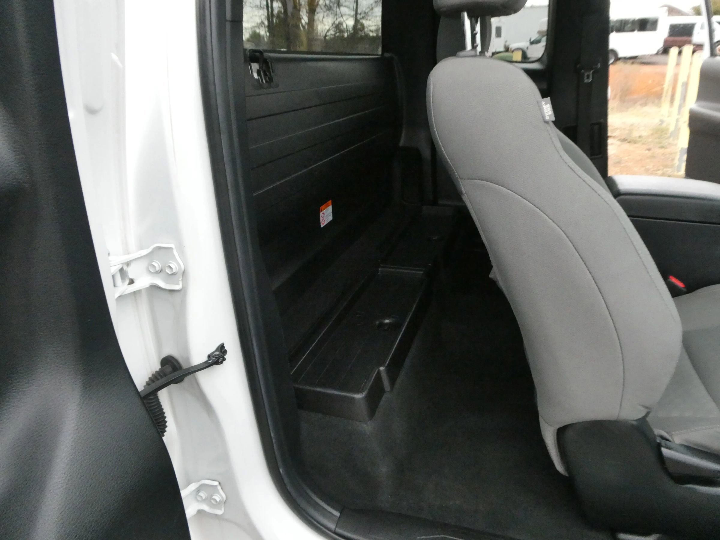 Used 2022 Toyota Tacoma SR image 25