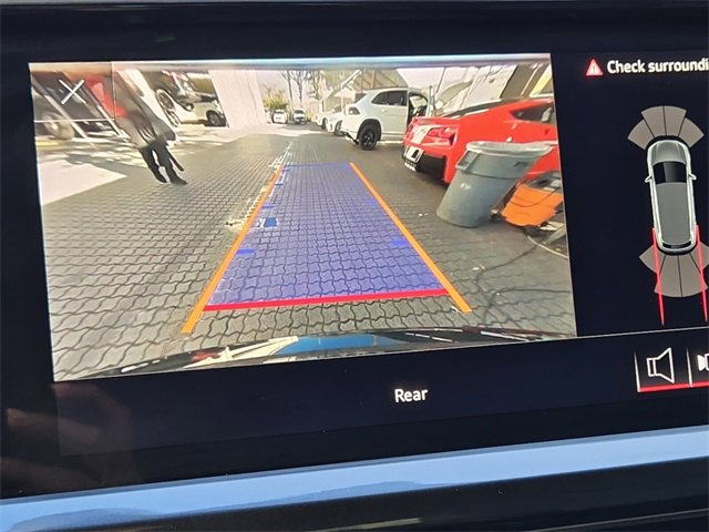 Used 2022 Audi Q4 e-tron Premium Plus image 18