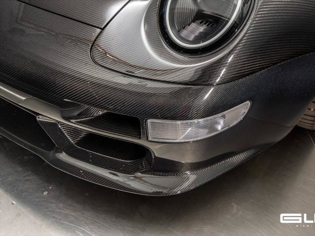 Used 1995 Porsche 911 Carrera RWD image 14