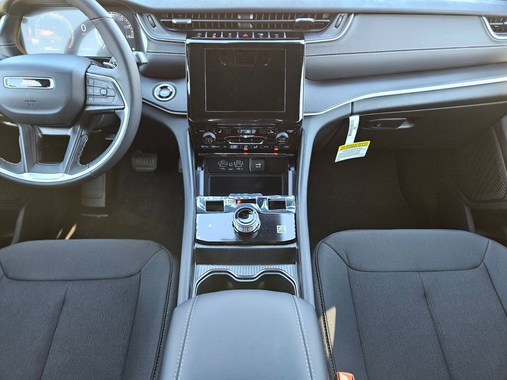 New 2025 Jeep Grand Cherokee Laredo X w/ Luxury Tech Group I image 14