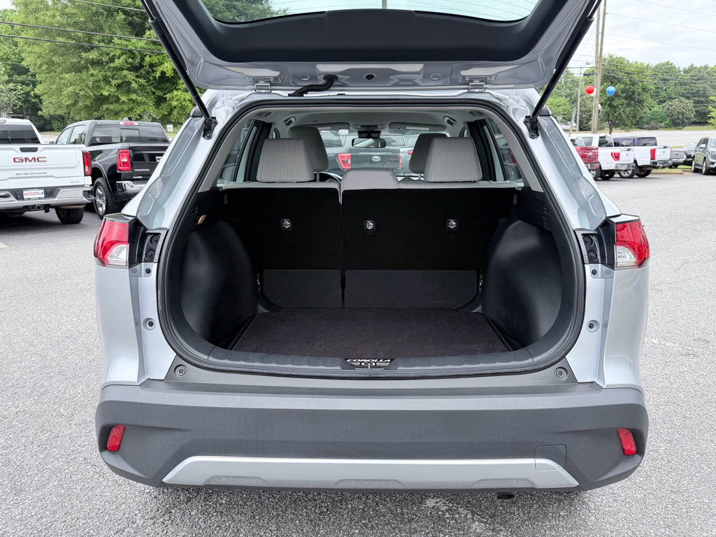 Used 2022 Toyota Corolla Cross L FWD image 9