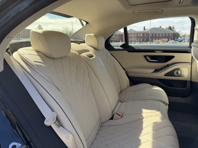 Used 2022 Mercedes-Benz S 500 4MATIC image 25