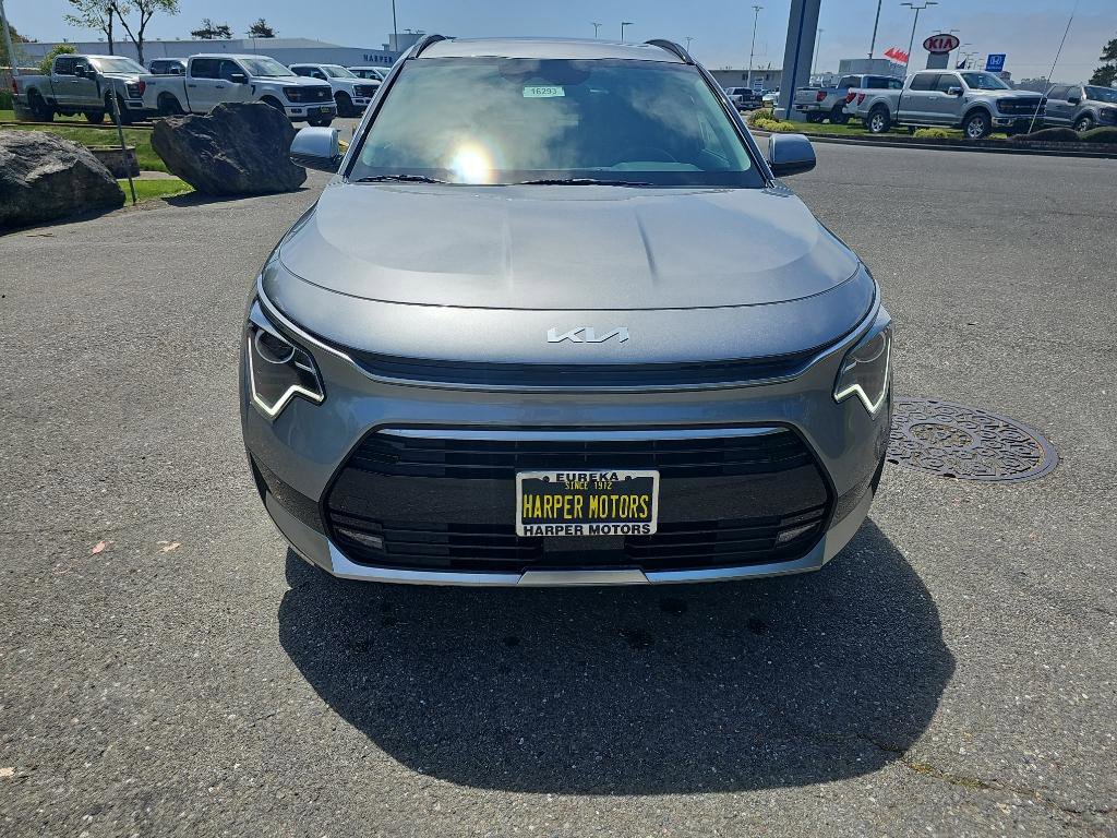 New 2025 Kia Niro EX Touring image 10