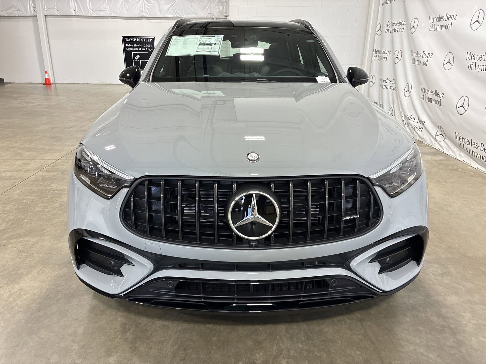 New 2025 Mercedes-Benz GLC 63 AMG S image 2