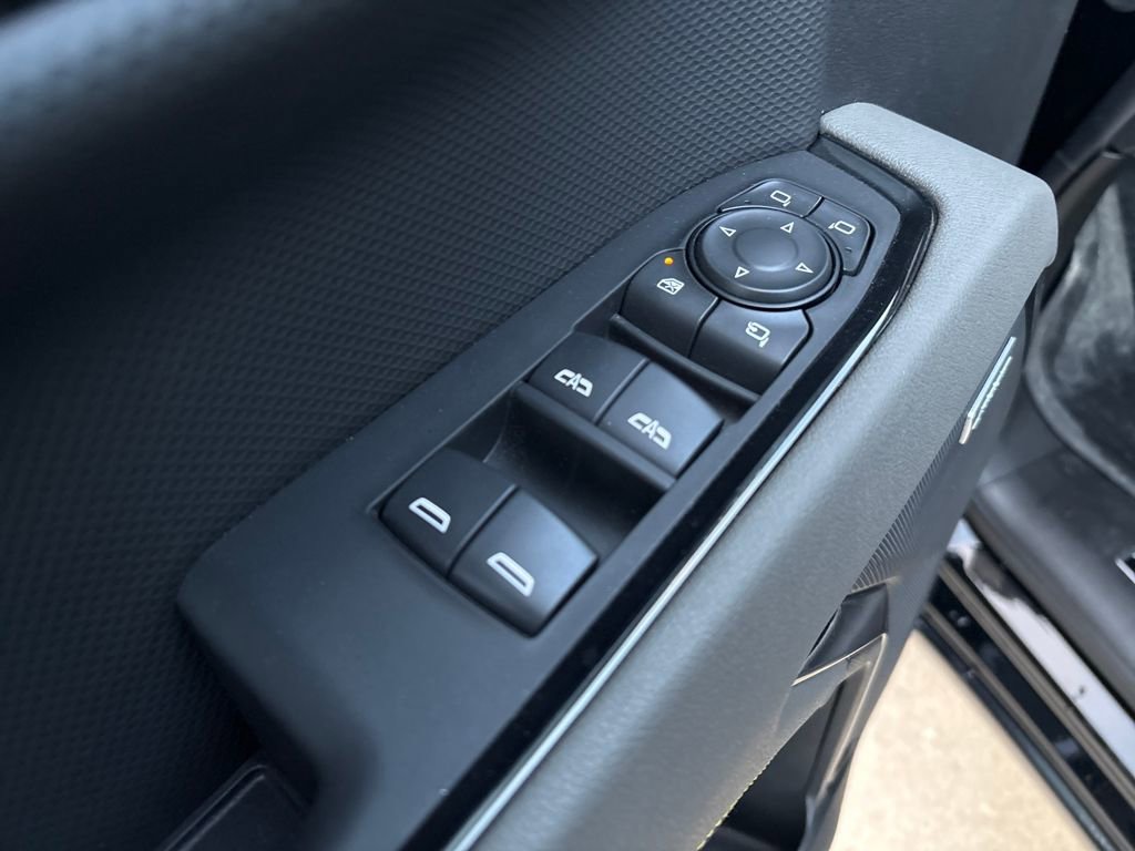 Used 2025 Chevrolet Silverado 1500 ZR2 w/ Technology Package image 15