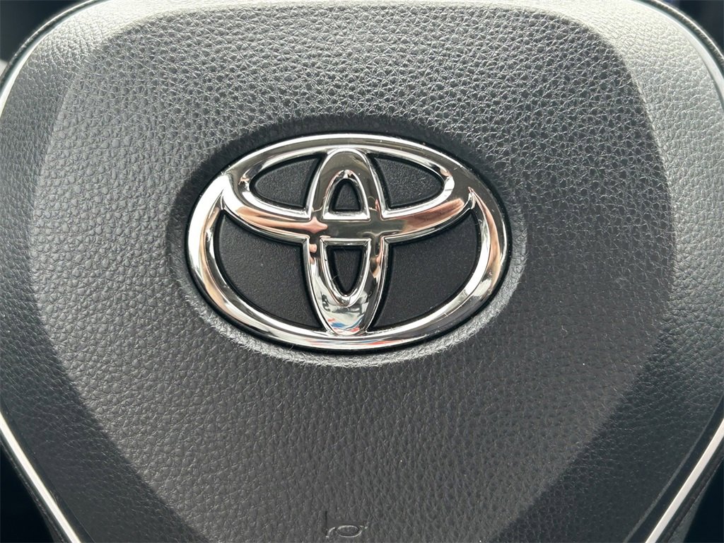 Used 2023 Toyota RAV4 Limited image 38