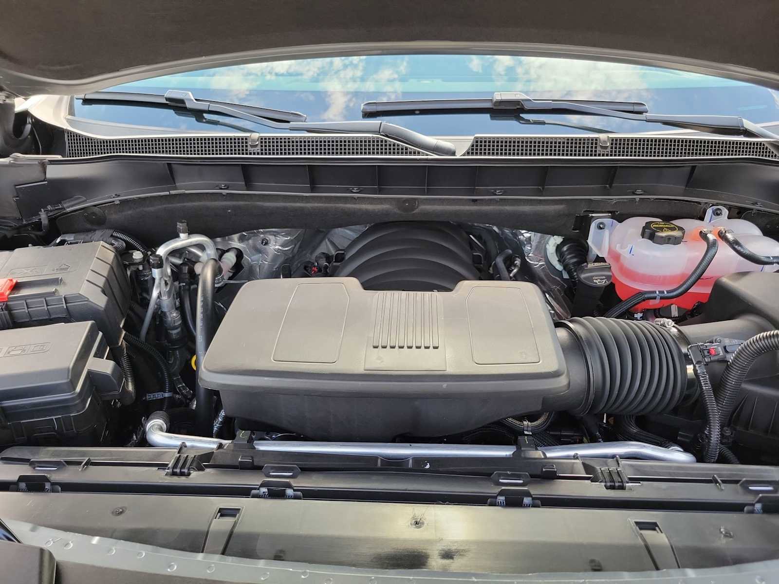 New 2026 Chevrolet Tahoe LT image 9