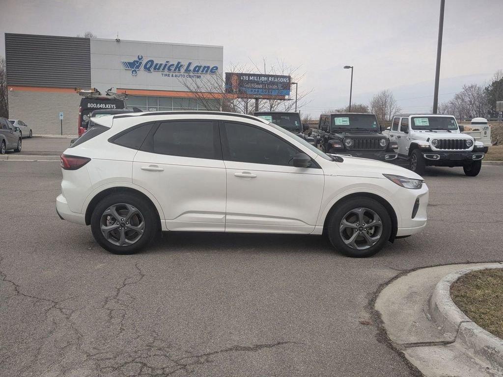 Used 2024 Ford Escape ST-Line w/ Tech Pack #1 image 6