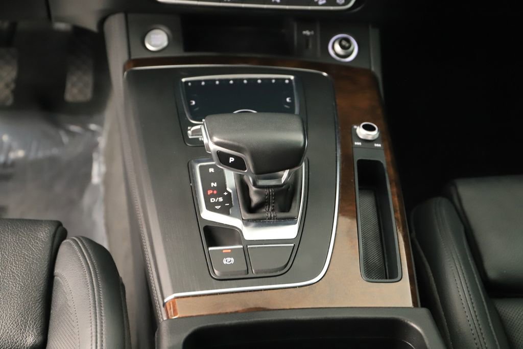 Used 2019 Audi Q5 2.0T Premium Plus image 21