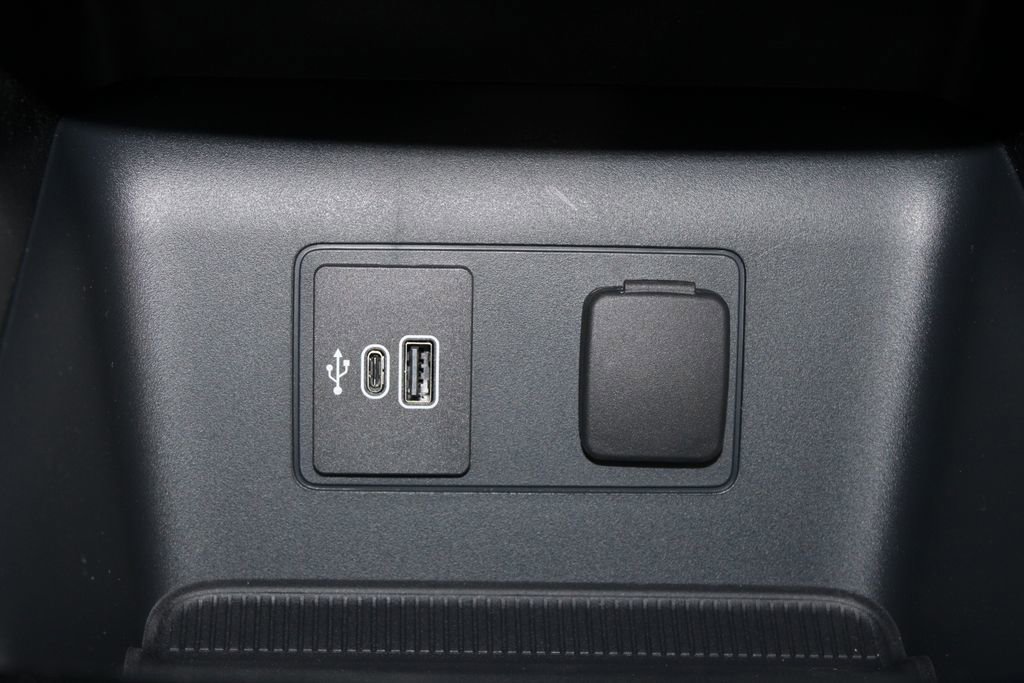 New 2026 Ford Explorer Active RWD image 46