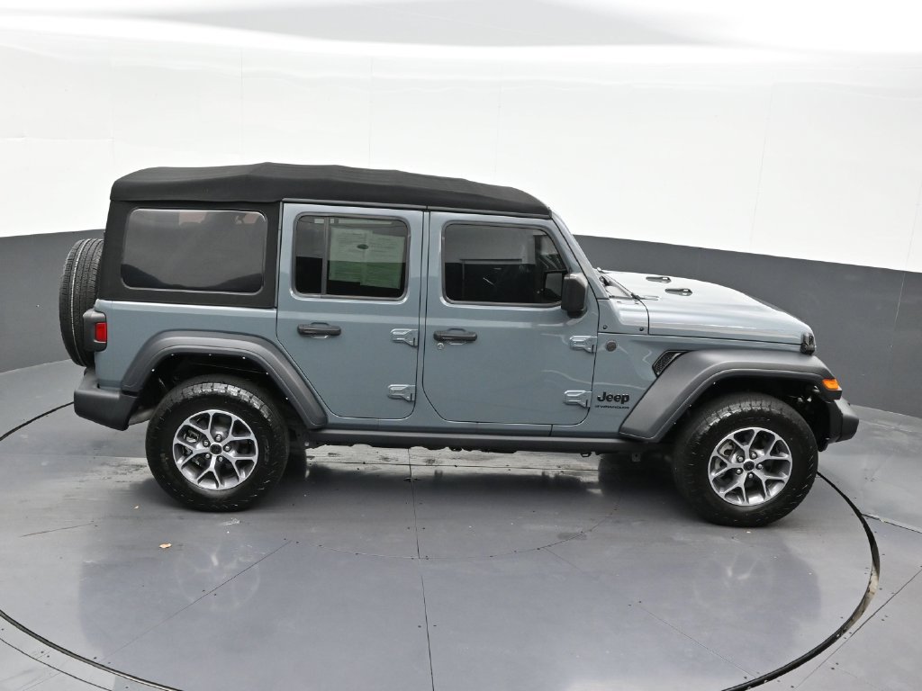 Used 2024 Jeep Wrangler Unlimited Sport AWD/4WD image 22