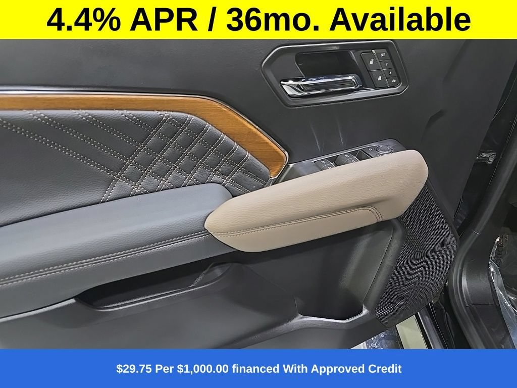 New 2026 GMC Canyon Denali AWD/4WD image 17