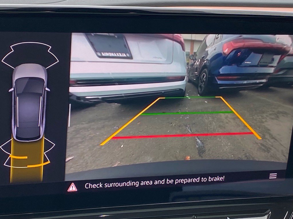Certified 2022 Volkswagen ID.4 Pro S w/ Gradient Package image 14