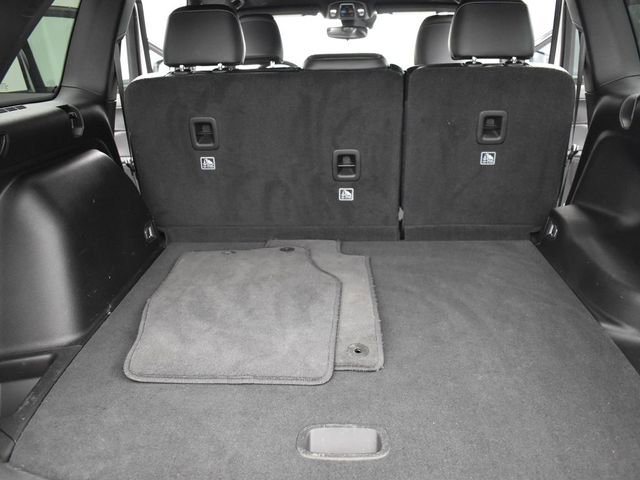 Used 2023 Jeep Grand Cherokee Altitude image 12