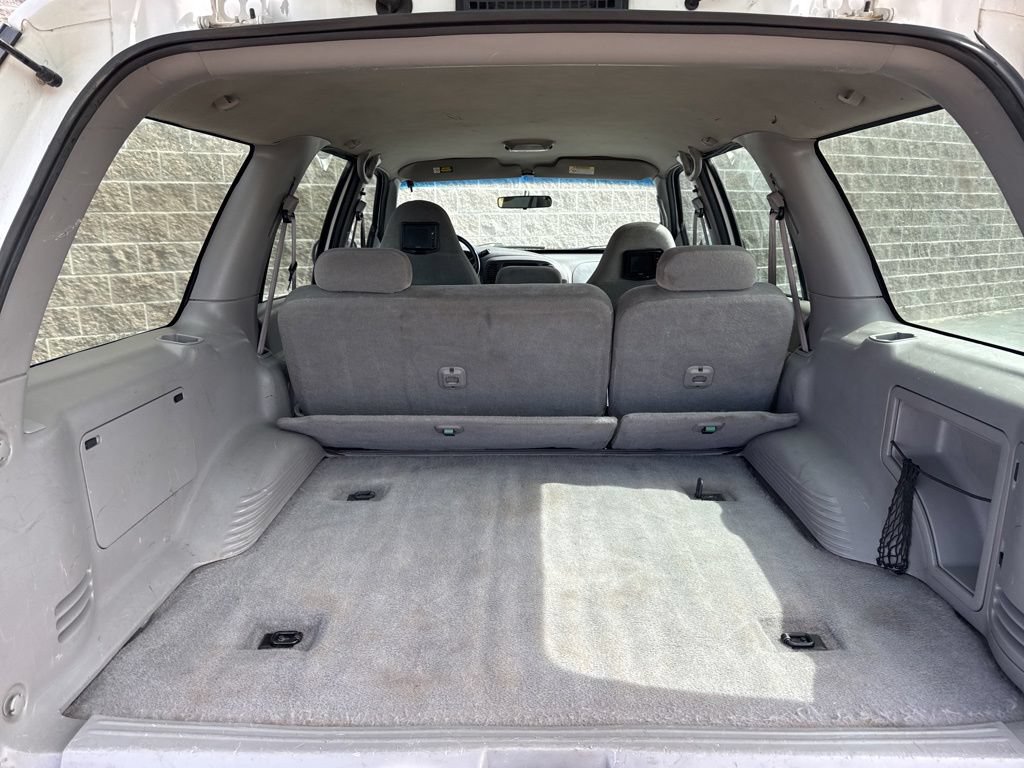 Used 1998 Ford Expedition XLT RWD image 17