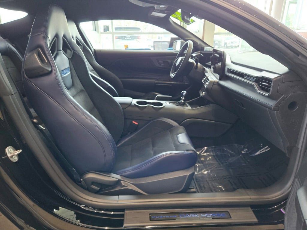 New 2025 Ford Mustang Dark Horse image 6