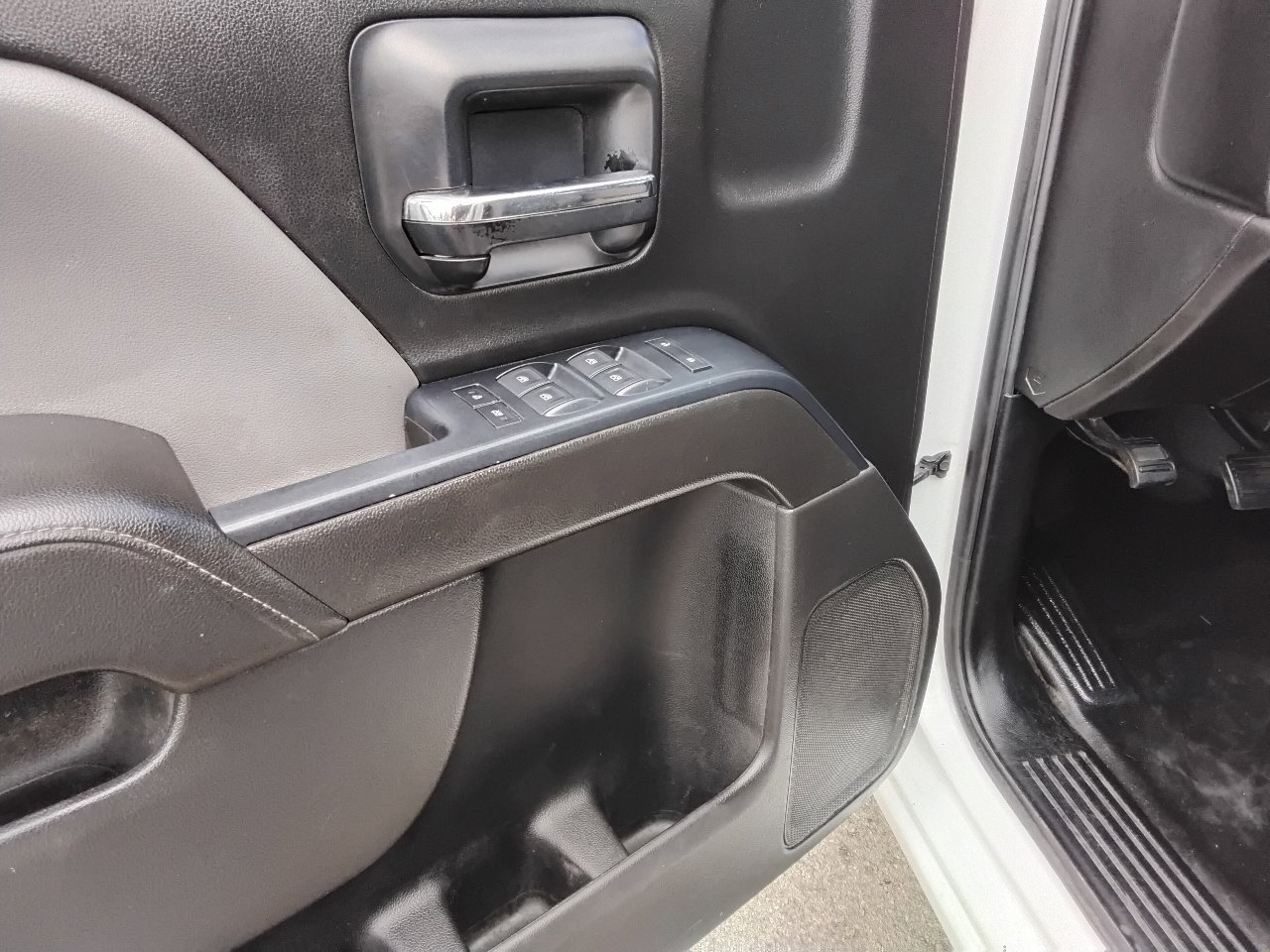 Used 2015 GMC Sierra 2500 4x4 Double Cab image 11