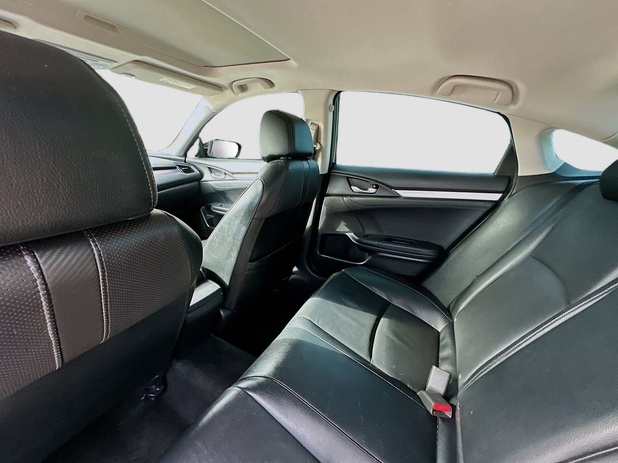 Used 2018 Honda Civic EX-L image 22