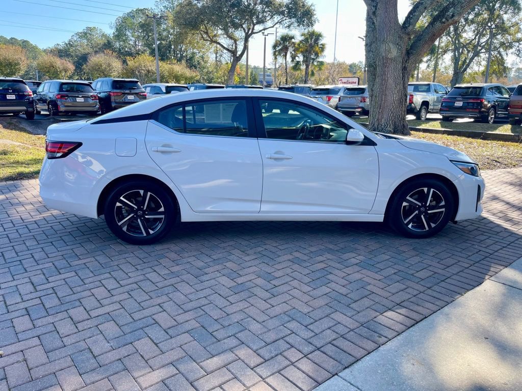 Used 2024 Nissan Sentra SV image 6