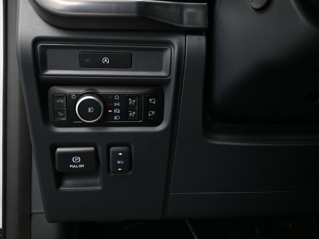 Used 2025 Ford F150 Raptor AWD/4WD image 11