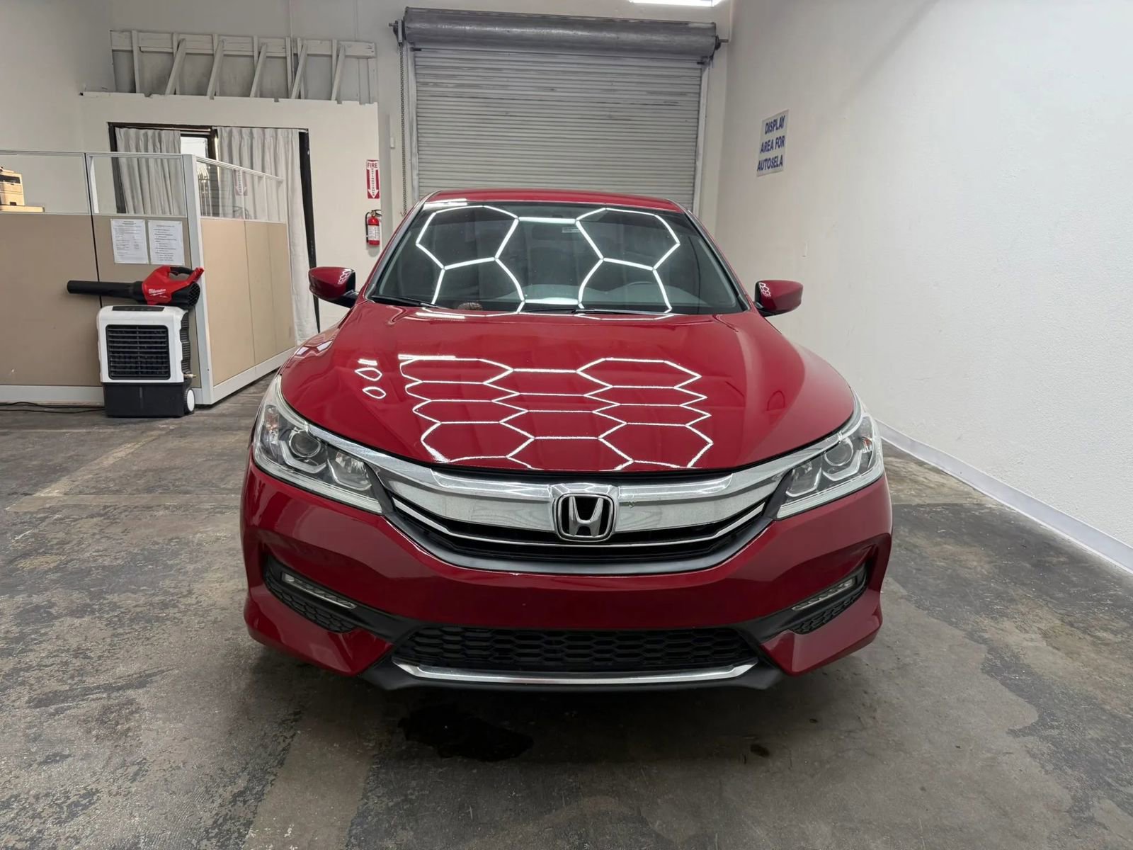 Used 2017 Honda Accord Sport image 3