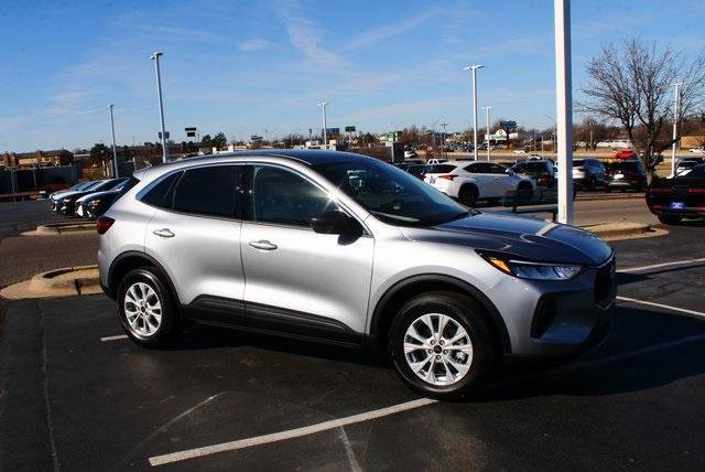 Used 2024 Ford Escape Active image 1