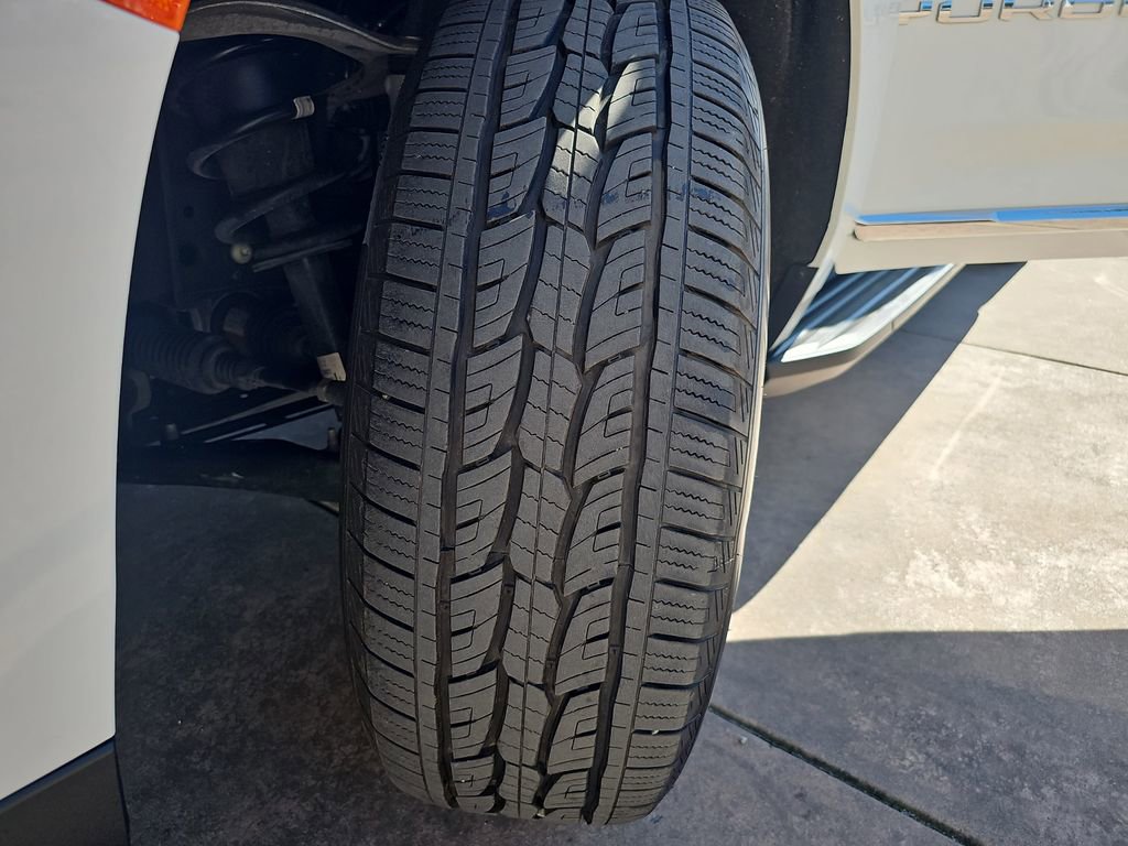 Used 2024 GMC Yukon XL SLT image 37