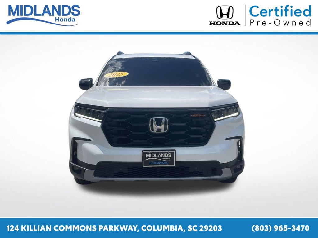 Certified 2025 Honda Pilot TrailSport image 2