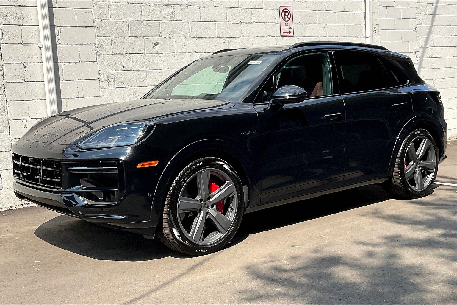New 2025 Porsche Cayenne Turbo