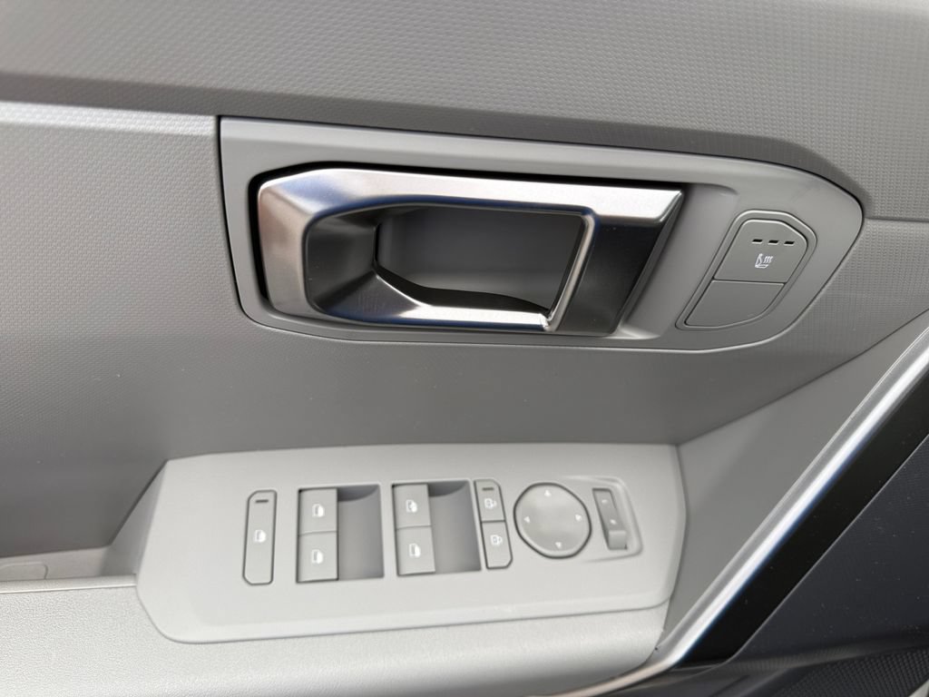 New 2027 Kia Seltos LX AWD/4WD image 16