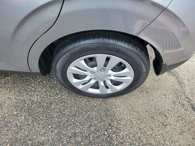 Used 2024 Kia Soul LX image 7