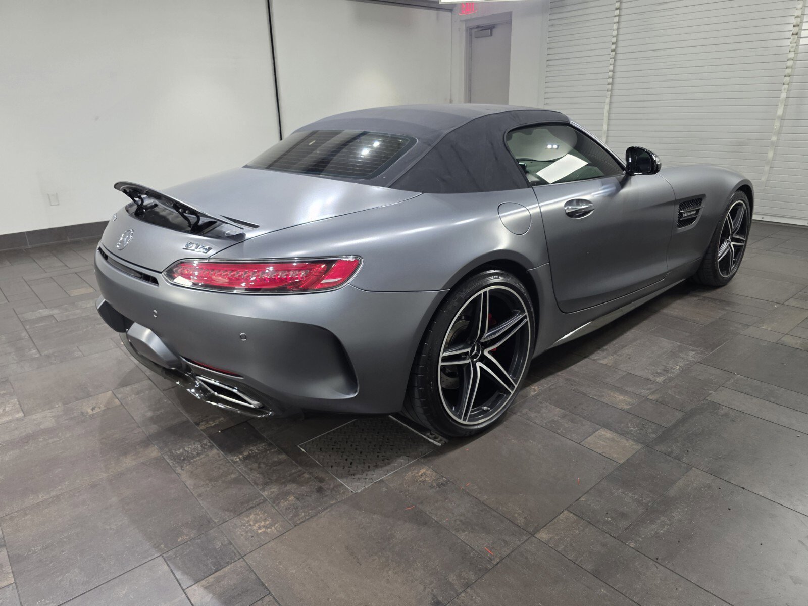 Used 2018 Mercedes-Benz AMG GT C image 19