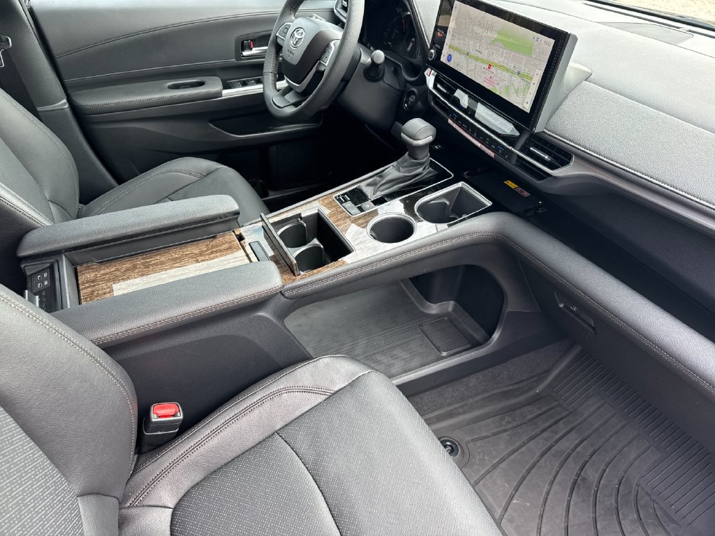 Certified 2026 Toyota Sienna Limited AWD/4WD image 17