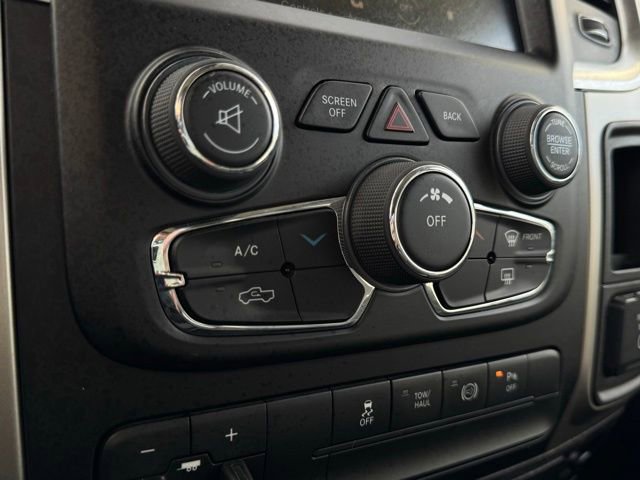 Certified 2015 RAM 3500 Big Horn image 38