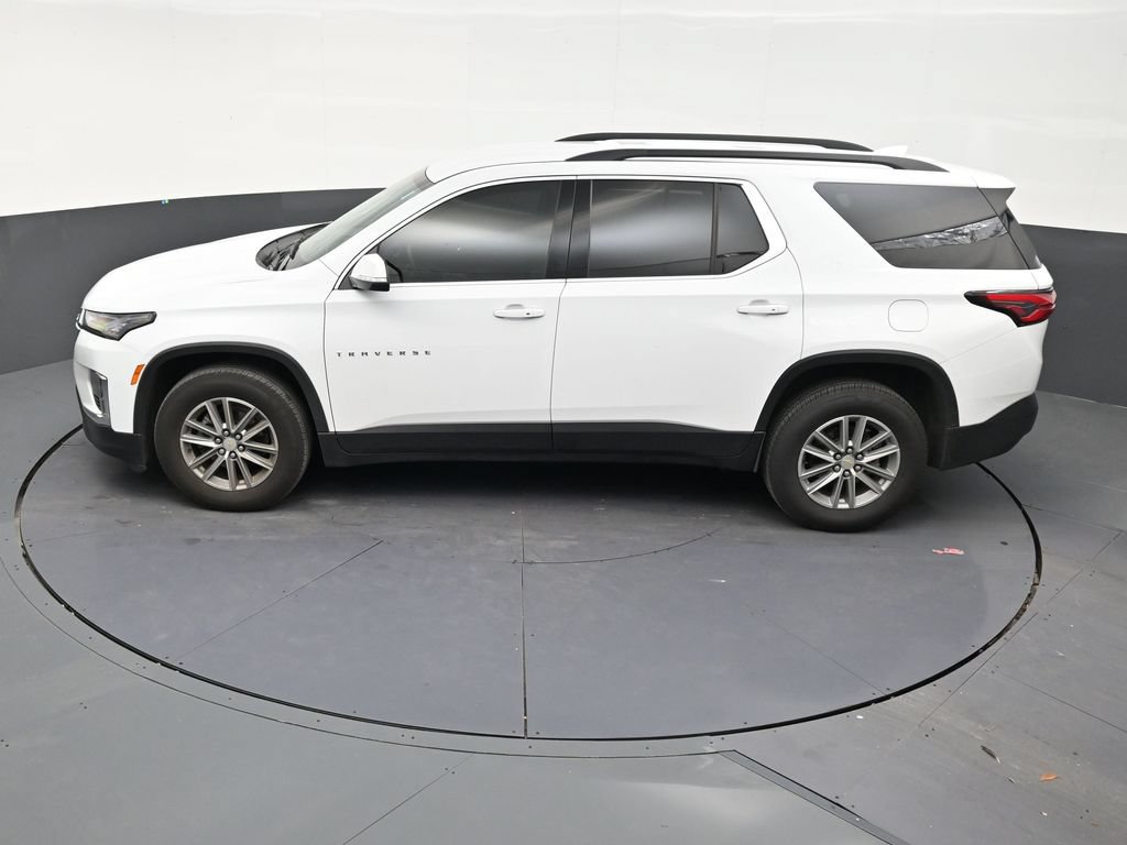 Used 2023 Chevrolet Traverse LT FWD image 12