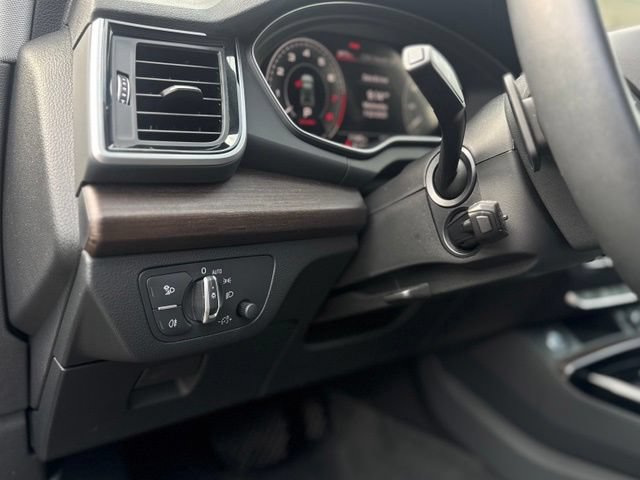 Certified 2024 Audi Q5 e Premium AWD/4WD image 15